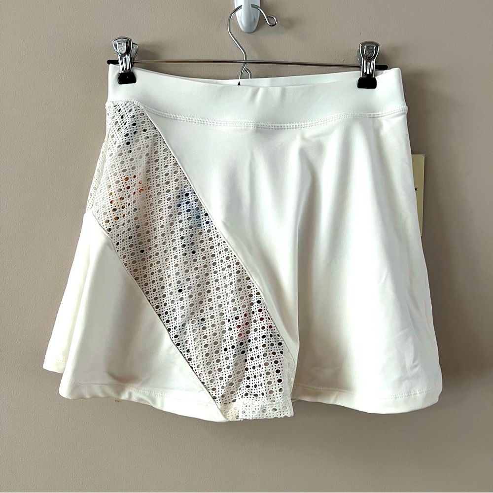 Tuckernuck Tnuck sports White and Fresh Buds 15 Inch Naomi Tennis Skirt large - Picture 5 of 9